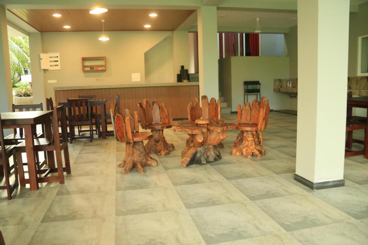 Sri Villa Rest Hikkaduwa Exterior foto